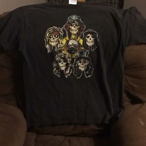 Men's large Guns and roses shirt